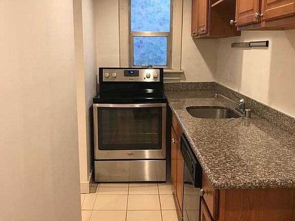 5th image of 2311 Yale Ave E APT F