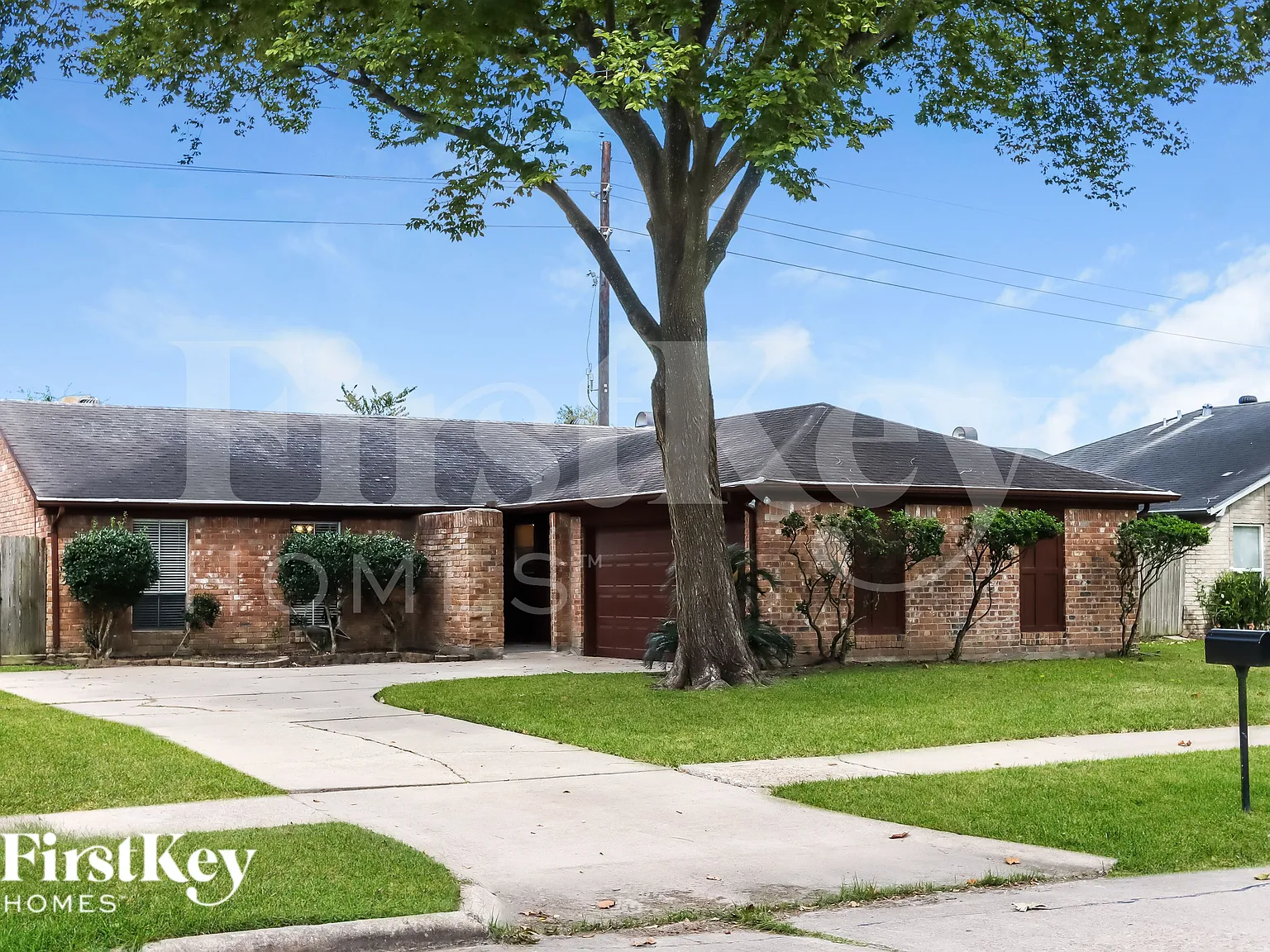 3 bed, 2.0 bath, 1863 sqft, $1,730 — Photo 2