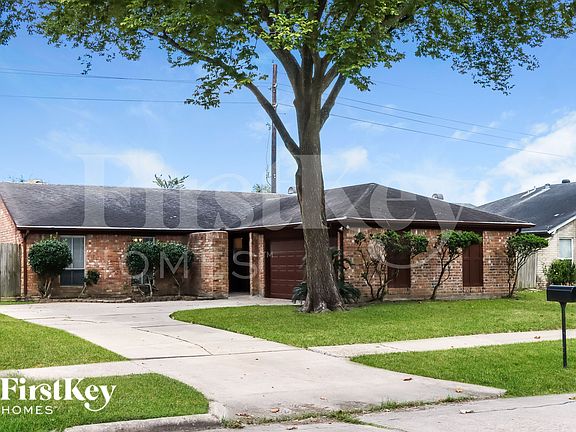 2nd image of 16518 Royal Mile Ln