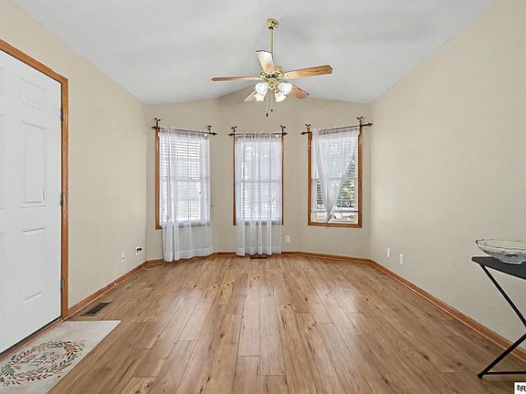5th image of 6945 Whitewater Ln