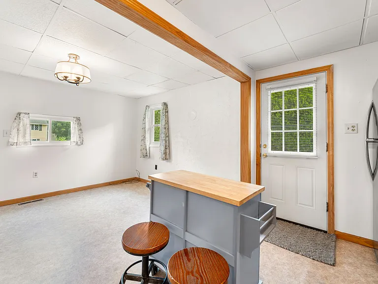 324 Ogden Station Rd — Photo 13