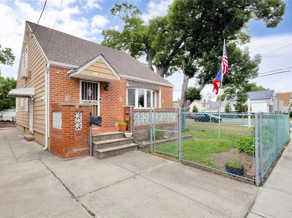 141-04 256th Street, Rosedale, NY 11422