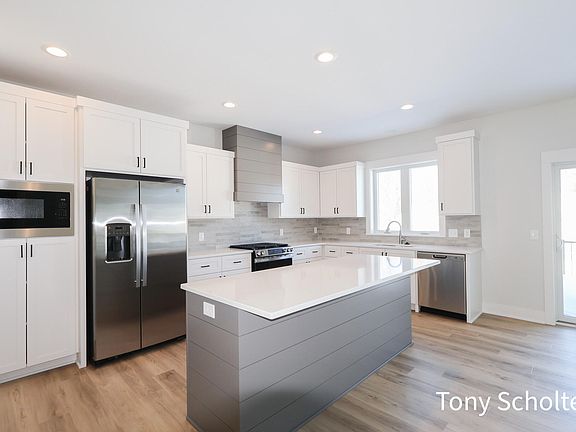2nd image of 5151 Blendon Meadow Cir #29