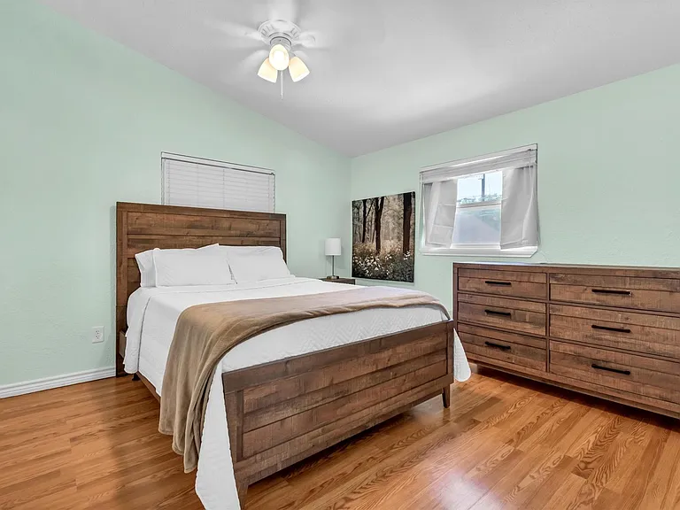 612 Mockingbird Dr — Photo 16