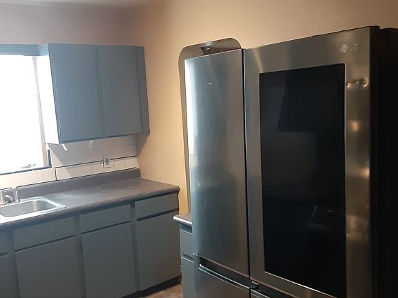 2nd image of 3216 N 21st Pl