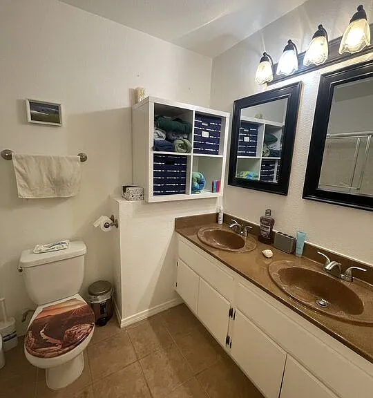 2611 Gemstone Ave — Photo 5