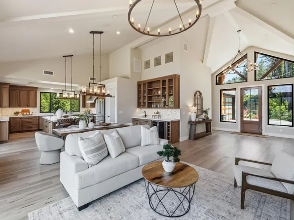 230 Fern Rock Way, Boulder Creek, CA 95006