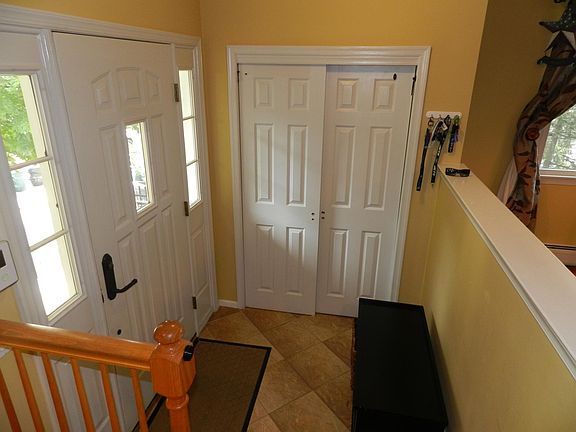 3rd image of 66 Lerer Ln #1
