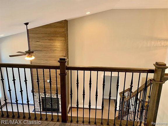 5th image of 1630 Wildflower Ln