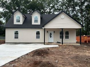 226 Edgewood Dr, Bainbridge, GA 39819