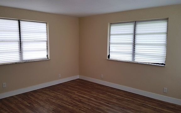 4th image of 14360 Graves Dr
