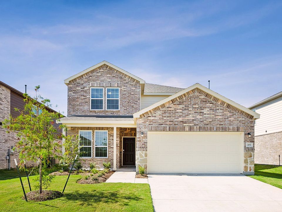 1st image of 707 Agarita Way