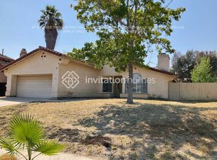 1656 W Knapp Dr, Vista, CA 92083