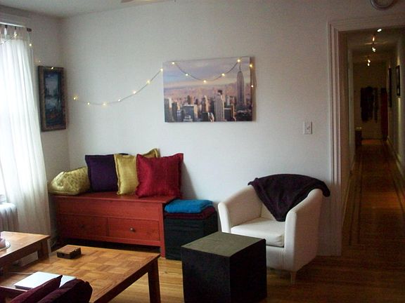 Living Room - before renovation