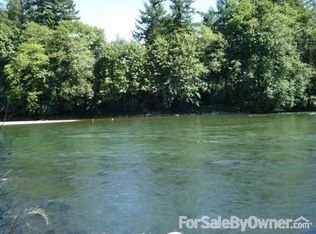 410 NE Santiam Pointe Loop, Mill City, OR 97360