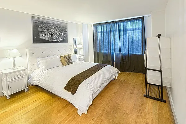 Rented by City View Living | media 31