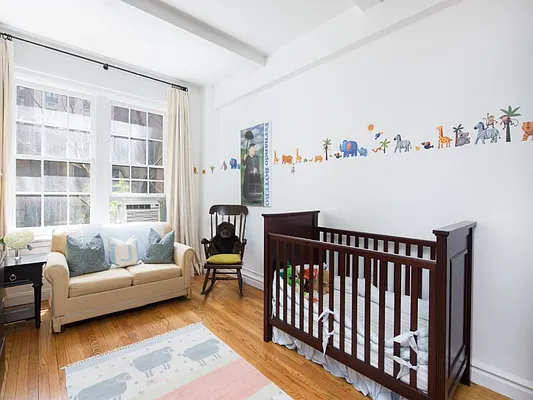 Sold by Sotheby's International Realty | media 19