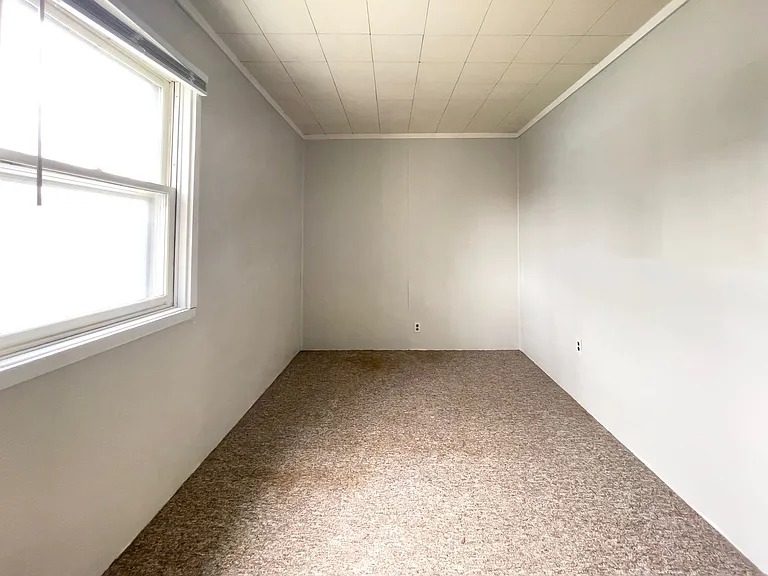 830 W North St. (Whim & Proper LLC) — Photo 19