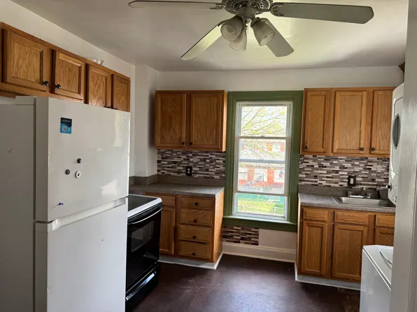 230 S Locust St #2, Hagerstown, MD 21740