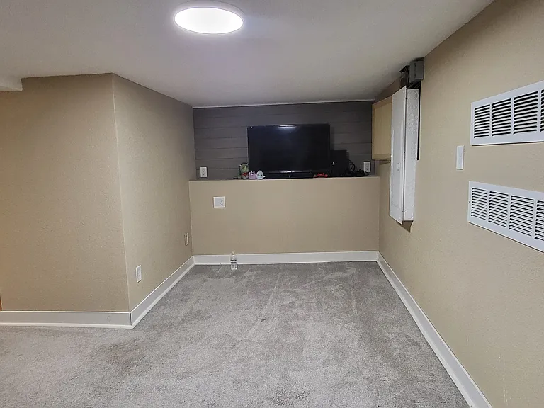 1322 Glendale Ave #1 — Photo 14