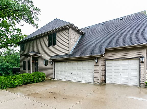 4th image of 9009 Reserve Dr