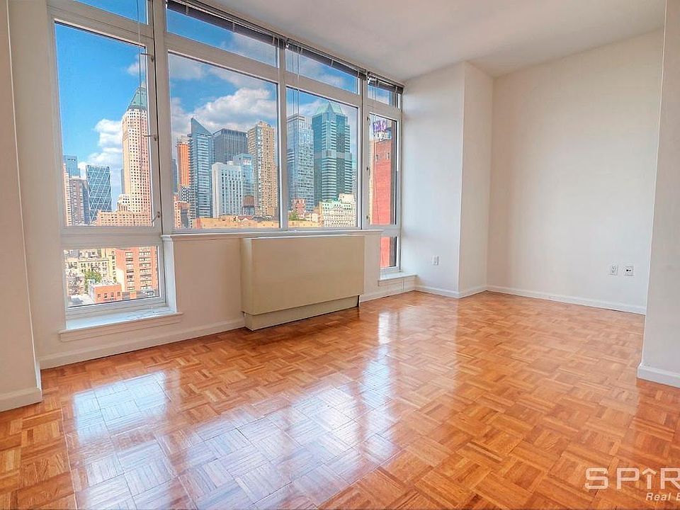 1st image of 350 W 43rd St APT 31E