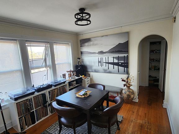 4th image of 3C 8021keating Ave