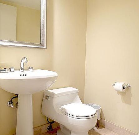 4th image of 848 Brickell Key Dr APT 1405