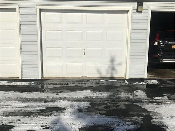 4th image of 57 Sundridge Dr