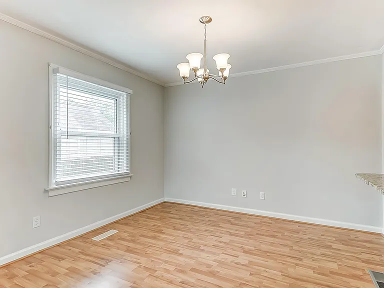 71 Lucas Dr — Photo 17