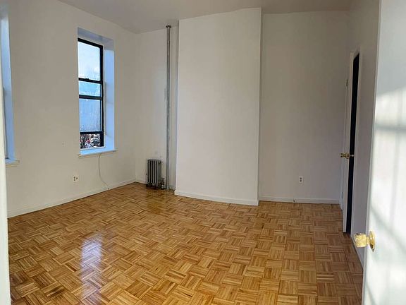 5th image of 629 Wilson Ave #2D