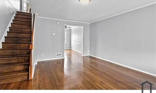 844 N Marlyn Ave — Photo 3