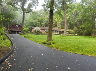 59 Chmura Rd, Hadley, MA 01035