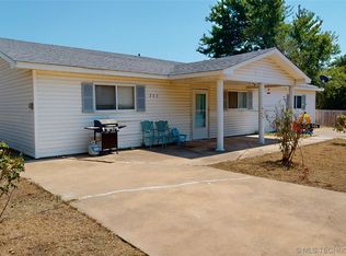 223 Hefley St, Ardmore, OK 73401