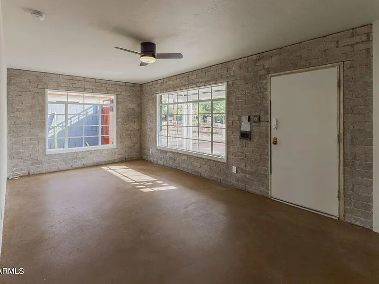1414 E Palm Ln — Photo 6