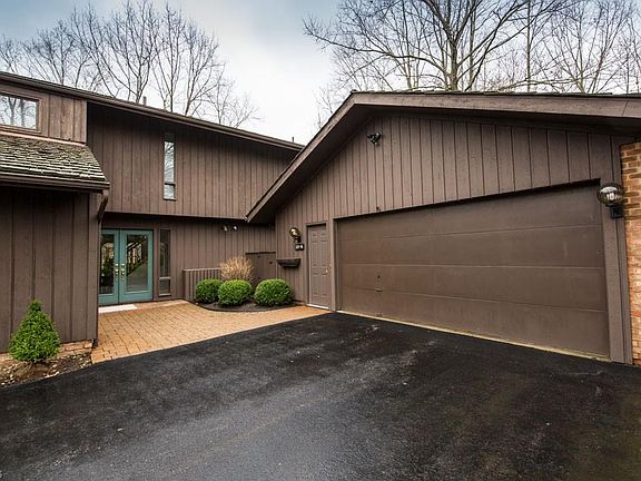 2nd image of 320-46 Windward Cir