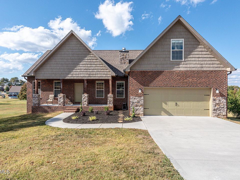 1st image of 608 Yellow Rose Ln