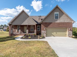 608 Yellow Rose Ln, Maryville, TN 37803