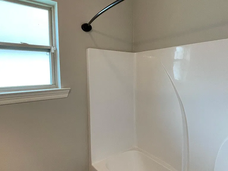 Full Bathroom Shower