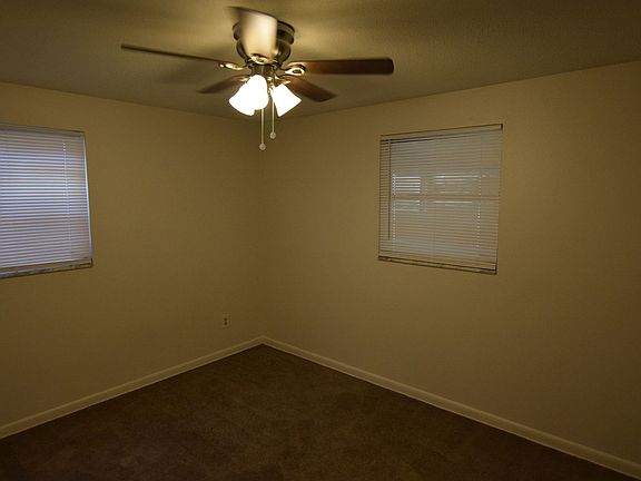 5th image of 469 Shoreview Ave