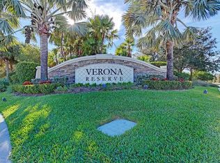 323 Capulet Dr, Venice, FL 34292