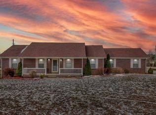 1034 Barker Ln W, Berea, KY