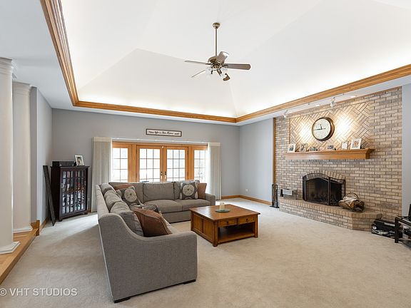 3rd image of 26780 N Longmeadow Cir