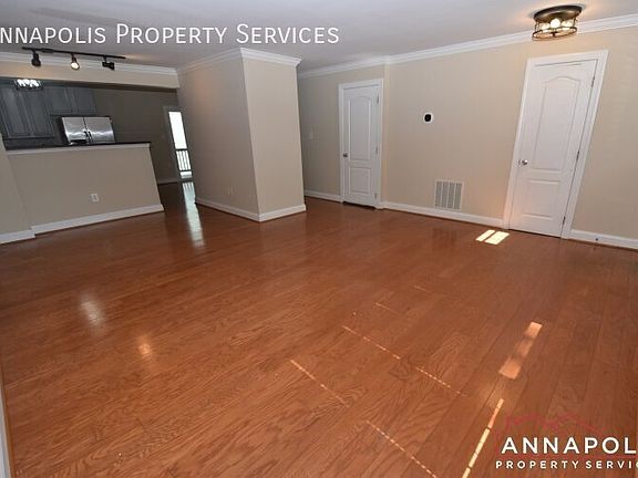 5th image of 1618 Bancroft Ln