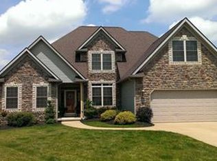 828 Archwood Rd, Wadsworth, OH 44281