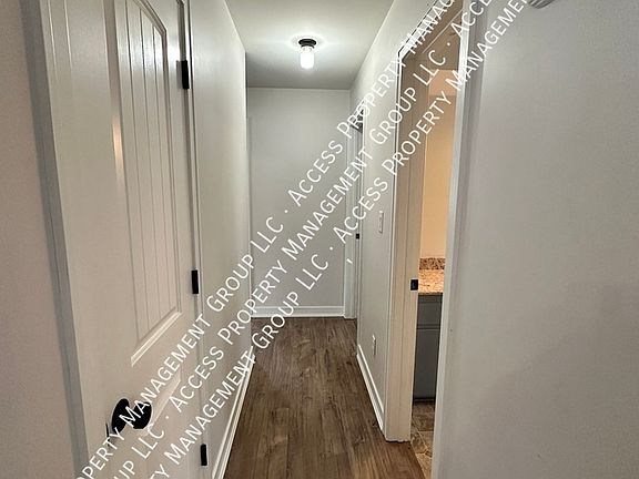 5th image of 2945 Bird Ave NE