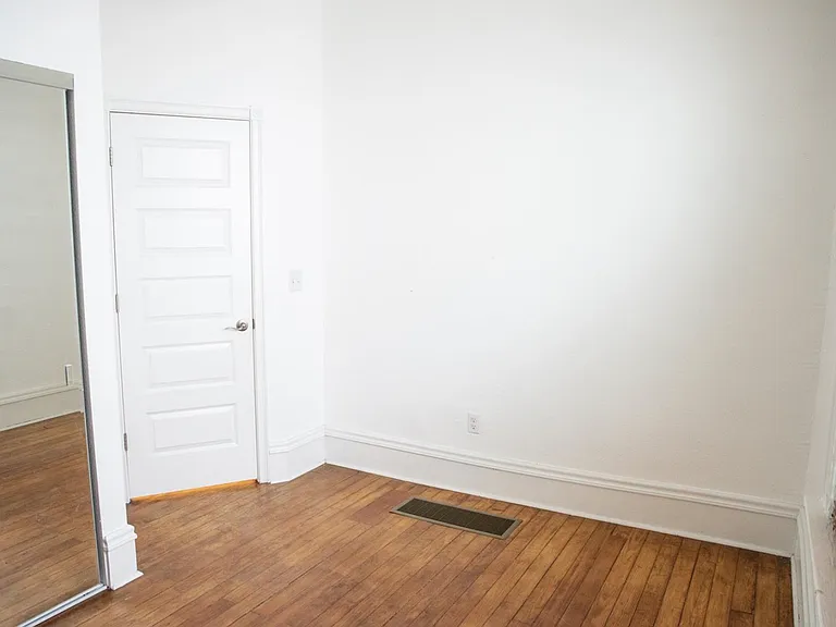 3247 W Conejos Pl — Photo 10
