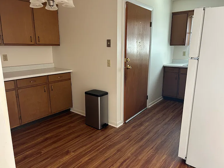 50 Linden St #50 — Photo 6