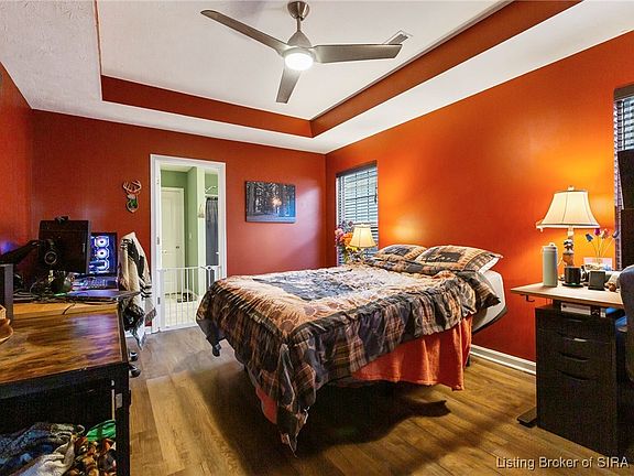 4th image of 7608 Julia Avenue