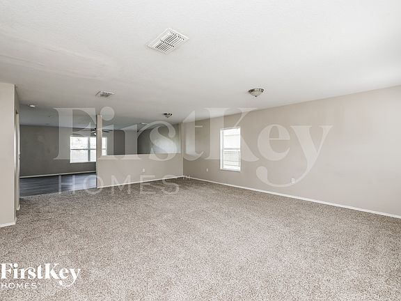 2nd image of 5455 Sandy Shell Dr